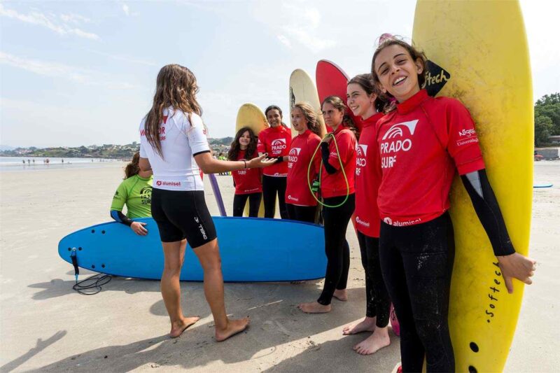 Surf en Vigo: Clases con "Prado Vigo". reserva online