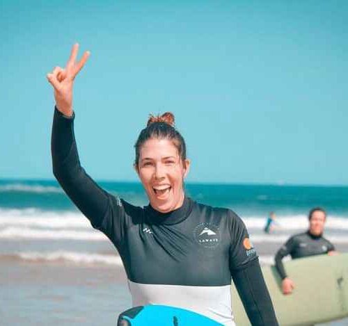Surf in Somo, Cantabria. adults surf lessons. La Wave Somo.  Online booking