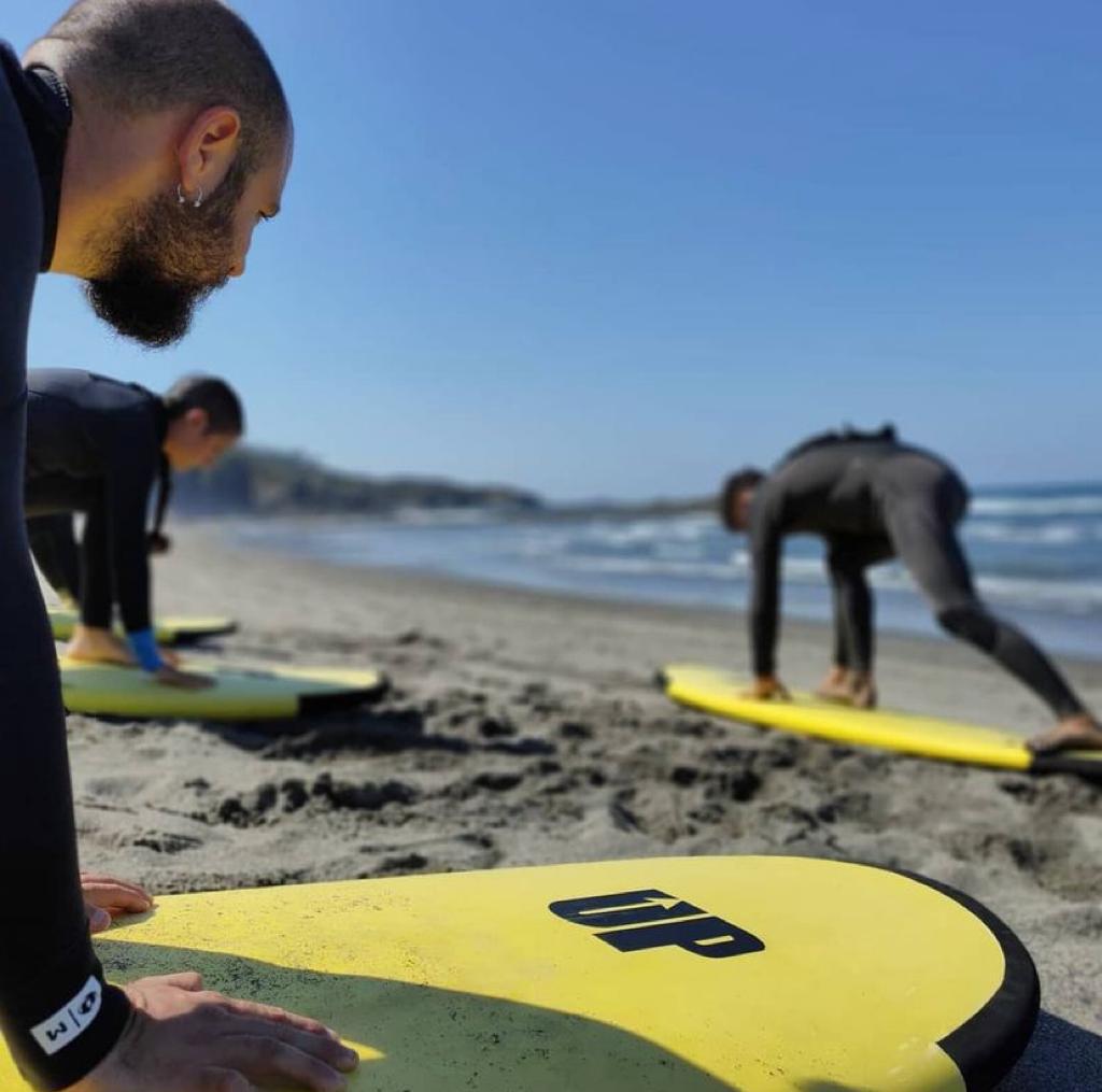 Surf Lessons in Frexulfe, Asturias at “Fre Surf School” 🏄‍♂️🤙