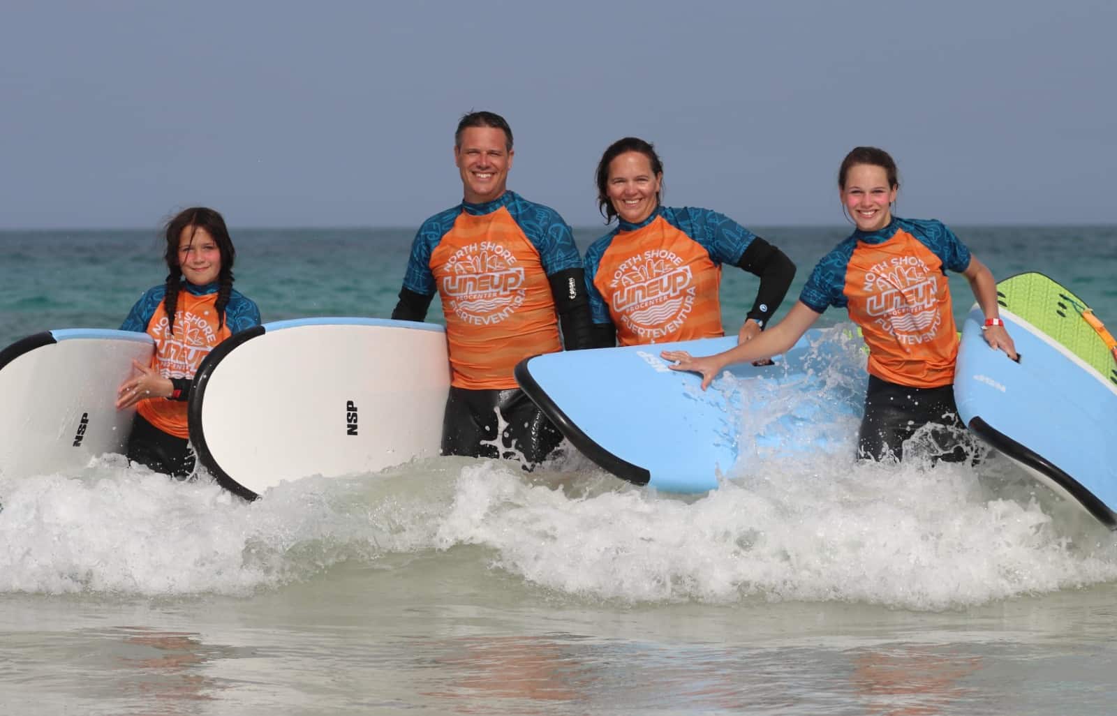 Surf en Corralejo: aprende a surfear con “Line Up” 🏄‍♂️🤙