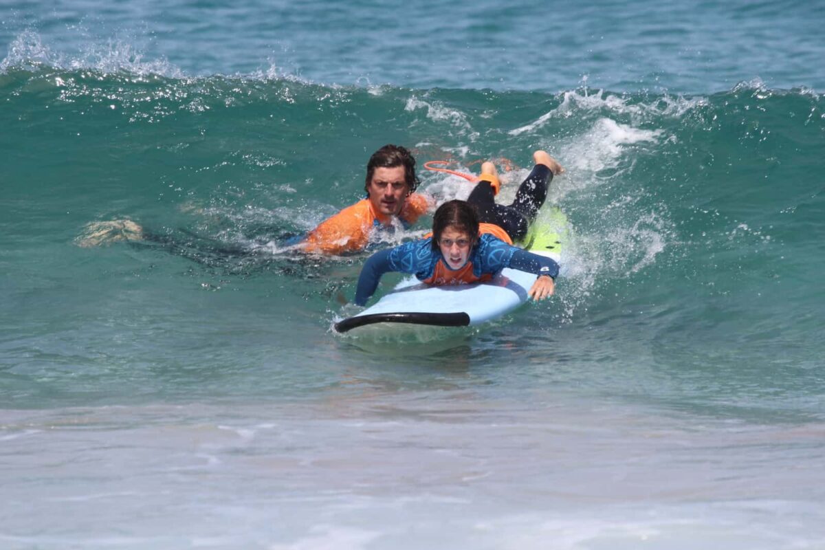 SurfySpot - Escuela Line Up - Clase de surf