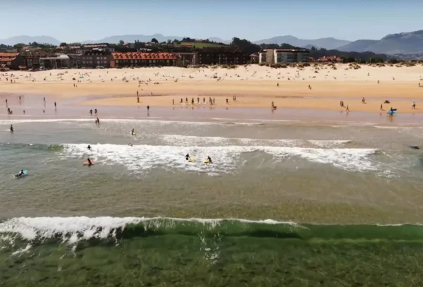 Los mejores Surf Camps en Somo, Cantabria